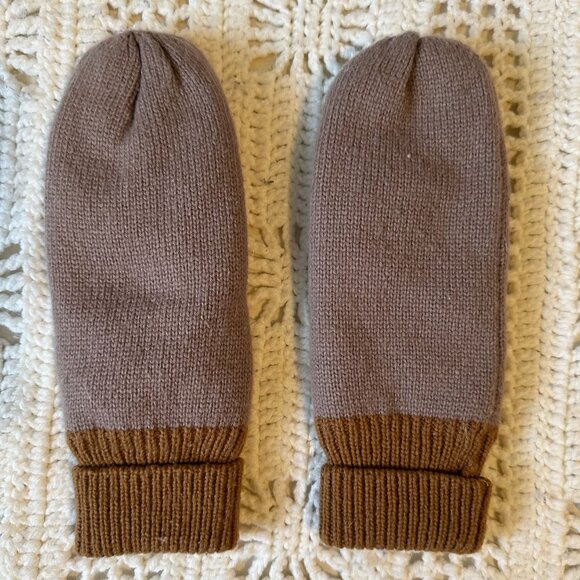 Chroma Eco Mittens and Beanie (O/S) Mink Indigo Love & Lore - Picture 3 of 6